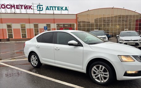 Skoda Octavia, 2020 год, 1 800 000 рублей, 4 фотография