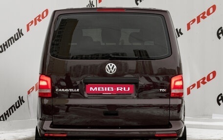 Volkswagen Caravelle T5, 2013 год, 2 030 000 рублей, 6 фотография