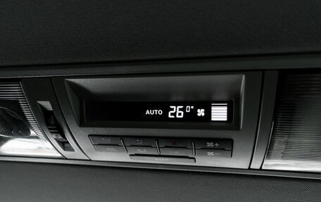 Volkswagen Caravelle T5, 2013 год, 2 030 000 рублей, 21 фотография