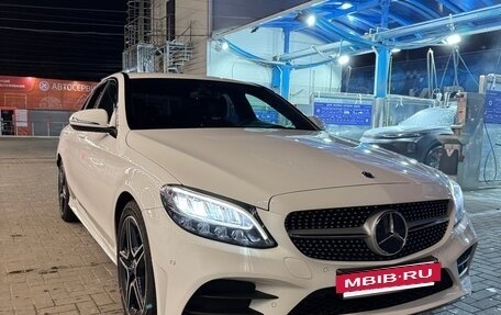 Mercedes-Benz C-Класс, 2019 год, 3 200 000 рублей, 4 фотография