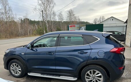 Hyundai Tucson III, 2018 год, 1 745 000 рублей, 10 фотография