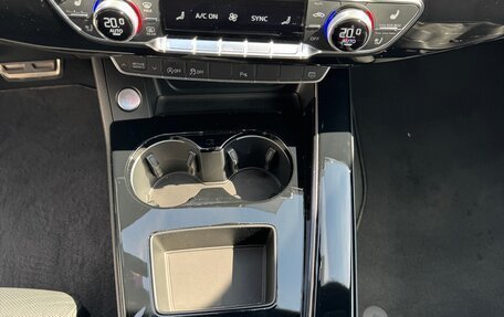 Audi A4, 2021 год, 4 600 000 рублей, 14 фотография