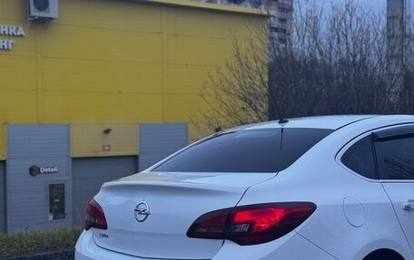 Opel Astra J, 2012 год, 975 000 рублей, 5 фотография