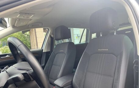 Volkswagen Passat B8 рестайлинг, 2018 год, 2 590 000 рублей, 15 фотография