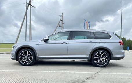 Volkswagen Passat B8 рестайлинг, 2018 год, 2 590 000 рублей, 17 фотография