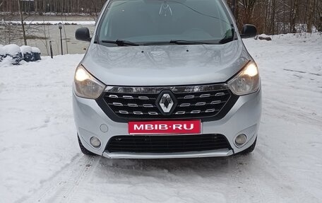 Renault Dokker, 2019 год, 900 000 рублей, 1 фотография