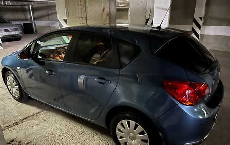 Opel Astra J, 2013 год, 1 100 000 рублей, 1 фотография