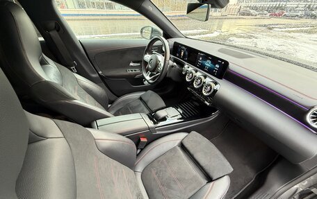 Mercedes-Benz CLA, 2020 год, 3 190 000 рублей, 13 фотография