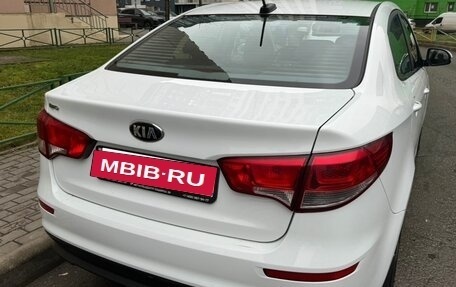 KIA Rio III рестайлинг, 2016 год, 1 100 000 рублей, 5 фотография