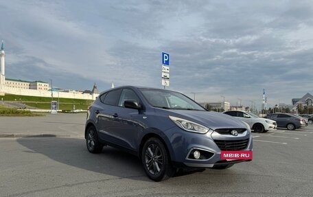 Hyundai ix35 I рестайлинг, 2013 год, 860 000 рублей, 2 фотография