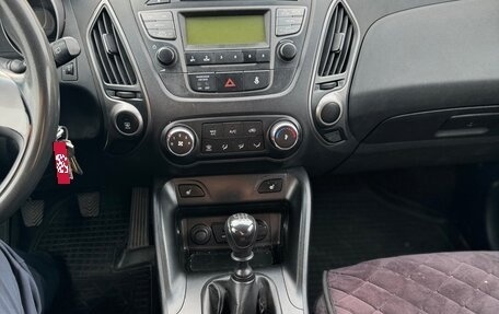 Hyundai ix35 I рестайлинг, 2013 год, 860 000 рублей, 6 фотография