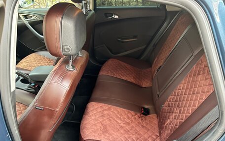 Opel Astra J, 2013 год, 1 100 000 рублей, 10 фотография