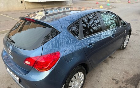 Opel Astra J, 2013 год, 1 100 000 рублей, 13 фотография