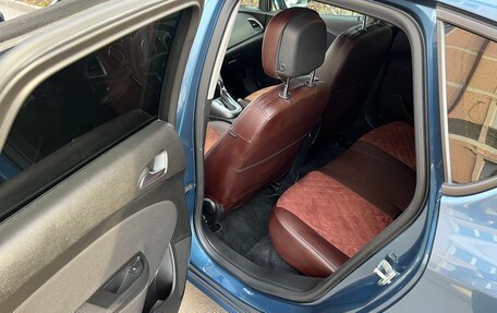 Opel Astra J, 2013 год, 1 100 000 рублей, 11 фотография