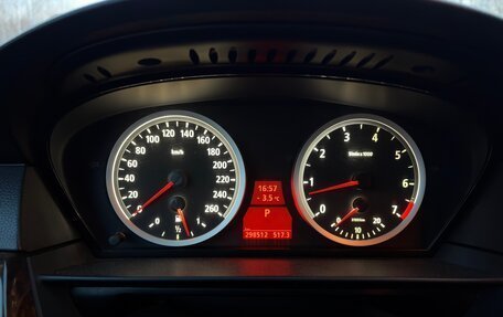 BMW 5 серия, 2003 год, 1 285 000 рублей, 17 фотография