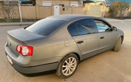 Volkswagen Passat B6, 2010 год, 649 000 рублей, 2 фотография