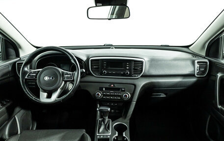 KIA Sportage IV рестайлинг, 2018 год, 1 799 777 рублей, 13 фотография