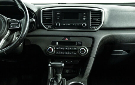 KIA Sportage IV рестайлинг, 2018 год, 1 799 777 рублей, 14 фотография