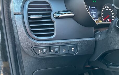 KIA Rio IV, 2019 год, 1 800 000 рублей, 10 фотография