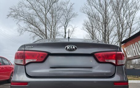 KIA Rio III рестайлинг, 2015 год, 999 000 рублей, 3 фотография