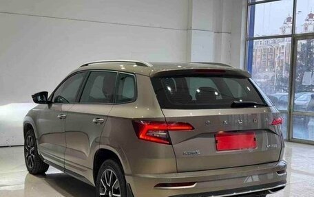 Skoda Karoq I, 2021 год, 2 250 000 рублей, 4 фотография