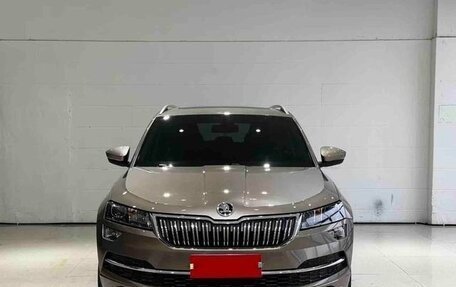 Skoda Karoq I, 2021 год, 2 250 000 рублей, 2 фотография