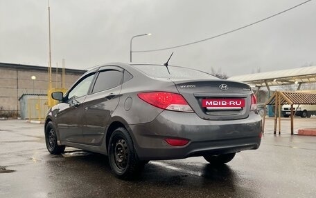 Hyundai Solaris II рестайлинг, 2013 год, 850 000 рублей, 4 фотография