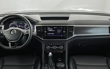 Volkswagen Teramont I, 2019 год, 4 000 000 рублей, 5 фотография