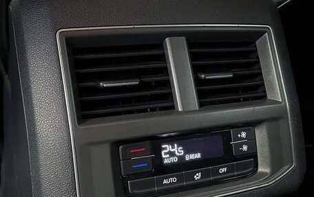 Volkswagen Teramont I, 2019 год, 4 000 000 рублей, 3 фотография