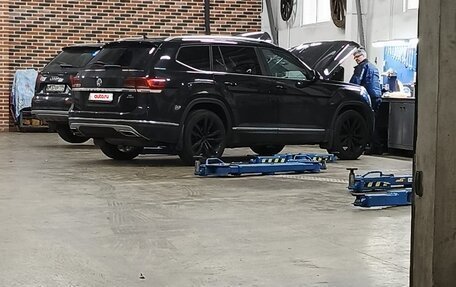 Volkswagen Teramont I, 2019 год, 4 000 000 рублей, 22 фотография