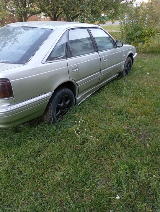 Mazda 626 GD, 1990 год, 90 000 рублей, 4 фотография