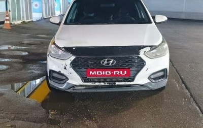 Hyundai Solaris II рестайлинг, 2017 год, 650 000 рублей, 1 фотография