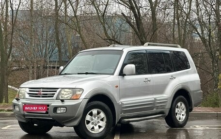 Mitsubishi Pajero III рестайлинг, 2000 год, 725 000 рублей, 1 фотография