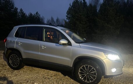 Volkswagen Tiguan I, 2009 год, 620 000 рублей, 2 фотография