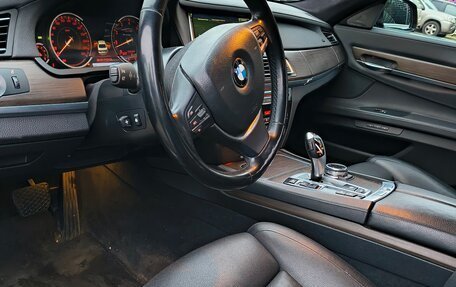 BMW 7 серия, 2014 год, 2 200 000 рублей, 19 фотография