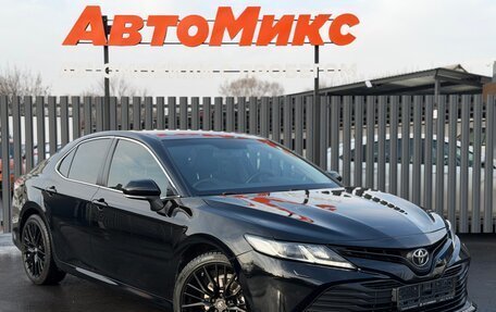 Toyota Camry, 2018 год, 2 395 000 рублей, 4 фотография