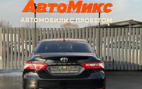 Toyota Camry, 2018 год, 2 395 000 рублей, 8 фотография