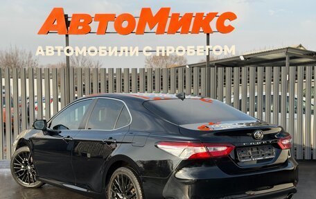 Toyota Camry, 2018 год, 2 395 000 рублей, 6 фотография