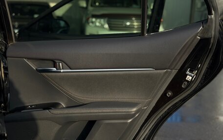 Toyota Camry, 2018 год, 2 395 000 рублей, 23 фотография