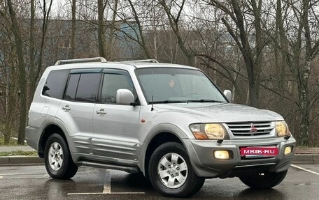 Mitsubishi Pajero III рестайлинг, 2000 год, 725 000 рублей, 2 фотография
