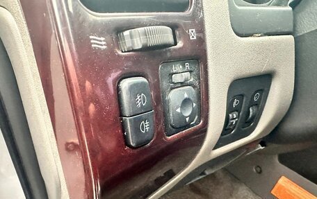 Mitsubishi Pajero III рестайлинг, 2000 год, 725 000 рублей, 20 фотография