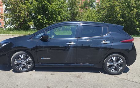 Nissan Leaf II, 2018 год, 1 680 000 рублей, 3 фотография