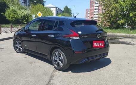 Nissan Leaf II, 2018 год, 1 680 000 рублей, 4 фотография
