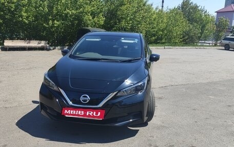 Nissan Leaf II, 2018 год, 1 680 000 рублей, 7 фотография