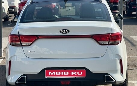 KIA Rio IV, 2018 год, 1 050 000 рублей, 2 фотография