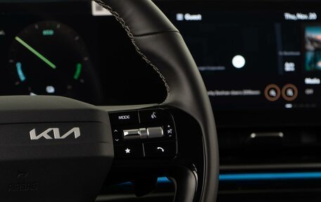 KIA Carnival, 2025 год, 7 658 097 рублей, 20 фотография