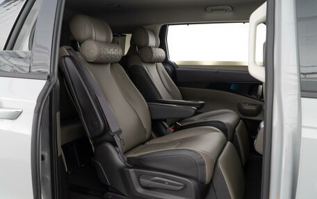 KIA Carnival, 2025 год, 7 658 097 рублей, 9 фотография