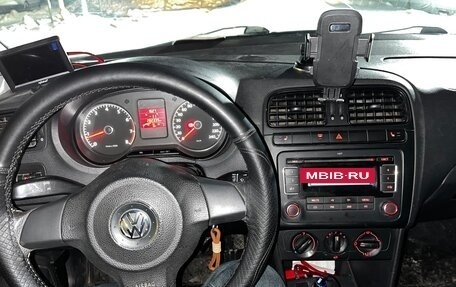 Volkswagen Polo VI (EU Market), 2011 год, 505 000 рублей, 7 фотография