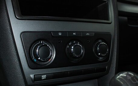 Skoda Octavia, 2012 год, 650 000 рублей, 17 фотография