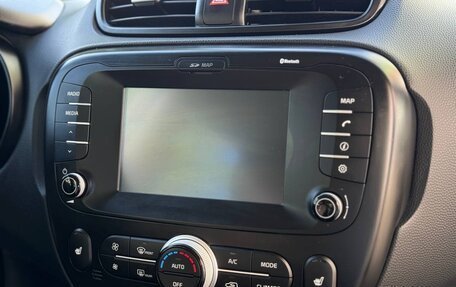 KIA Soul II рестайлинг, 2018 год, 2 068 000 рублей, 19 фотография